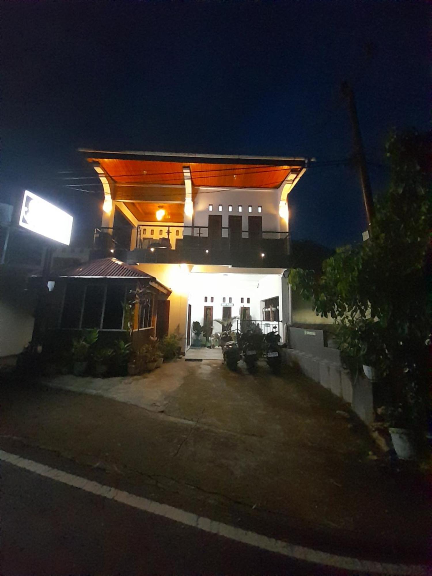 The Sanduk Homestay Rantepao Eksteriør billede