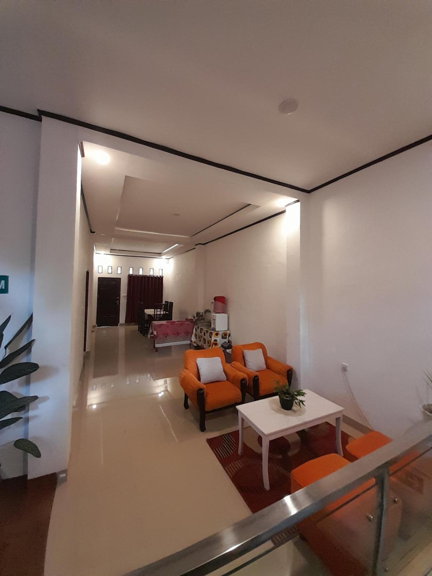 The Sanduk Homestay Rantepao Eksteriør billede